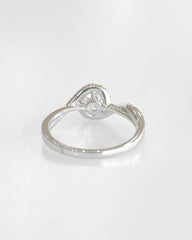 Aster Moissanite Ring