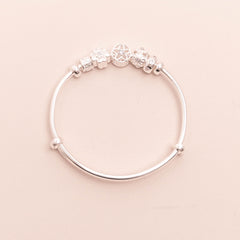 S999 足银小花花转运手镯 Pure Silver Lucky Flowers Bangle