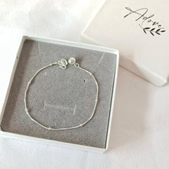 Dainty Omega Chain Bracelet