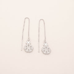 Dropping Snowflakes Stud Earrings