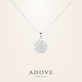 Spinning Clover Necklace