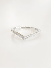 Adove Vera Chevron Pavé Ring – rhodium plated 925 sterling silver ring for women