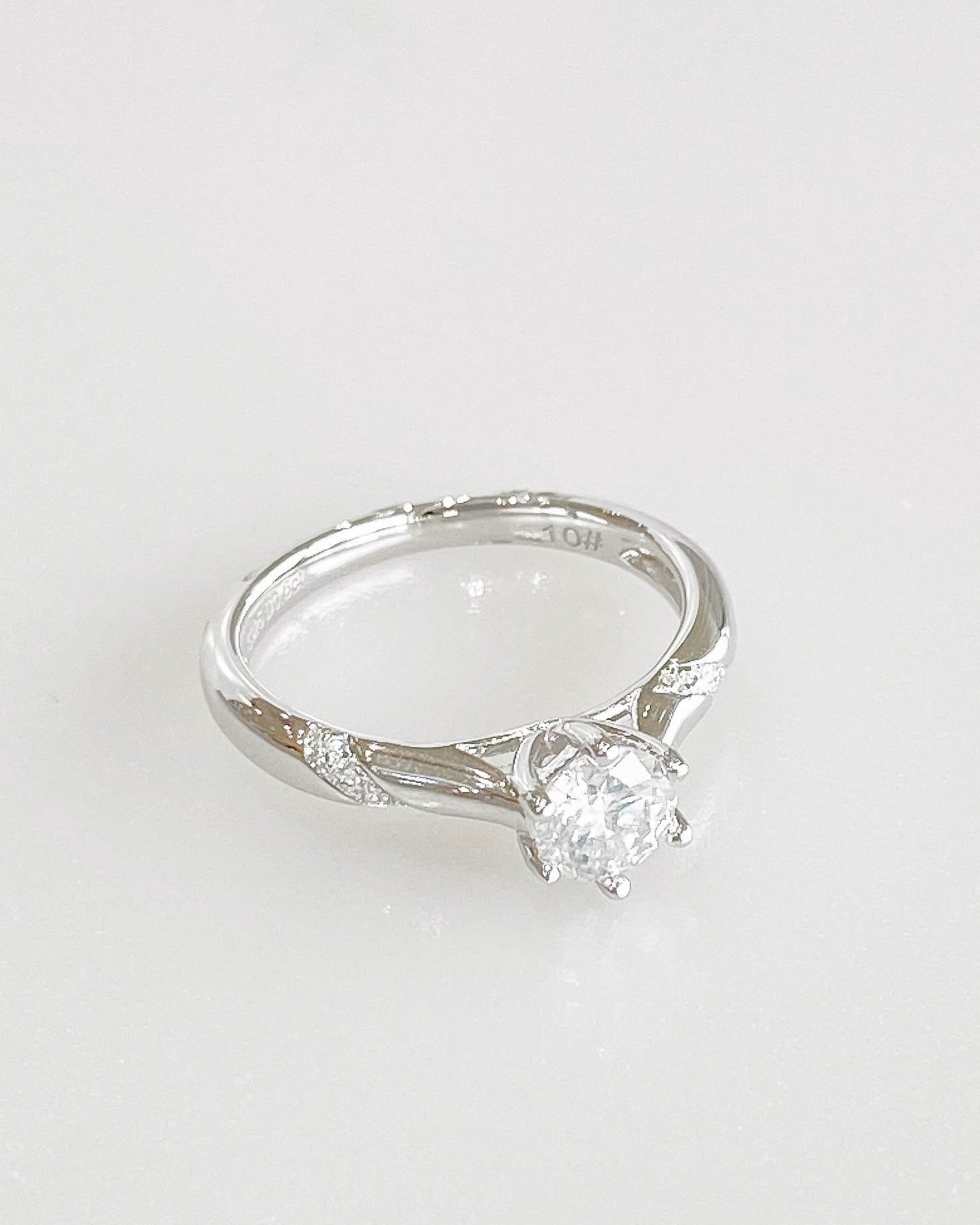 Aria Moissanite Ring