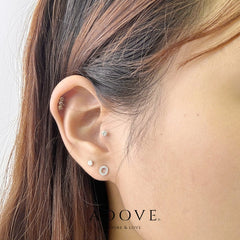 Clara Barbell Earrings