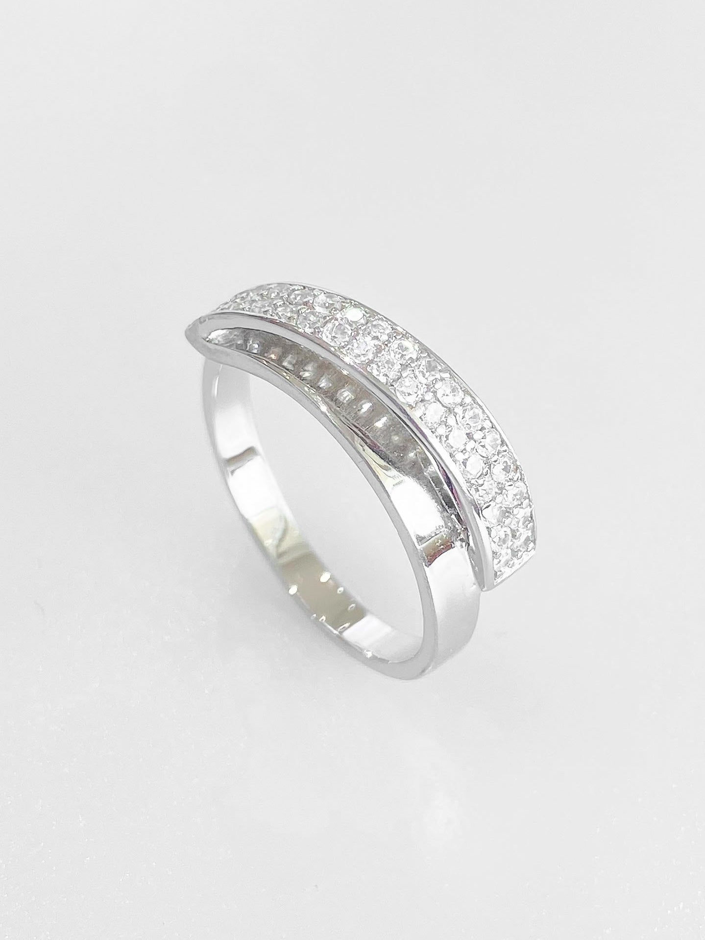 Aveline Ring