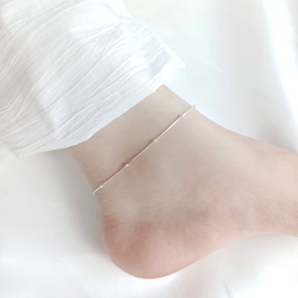 Dainty Omega Chain Anklet