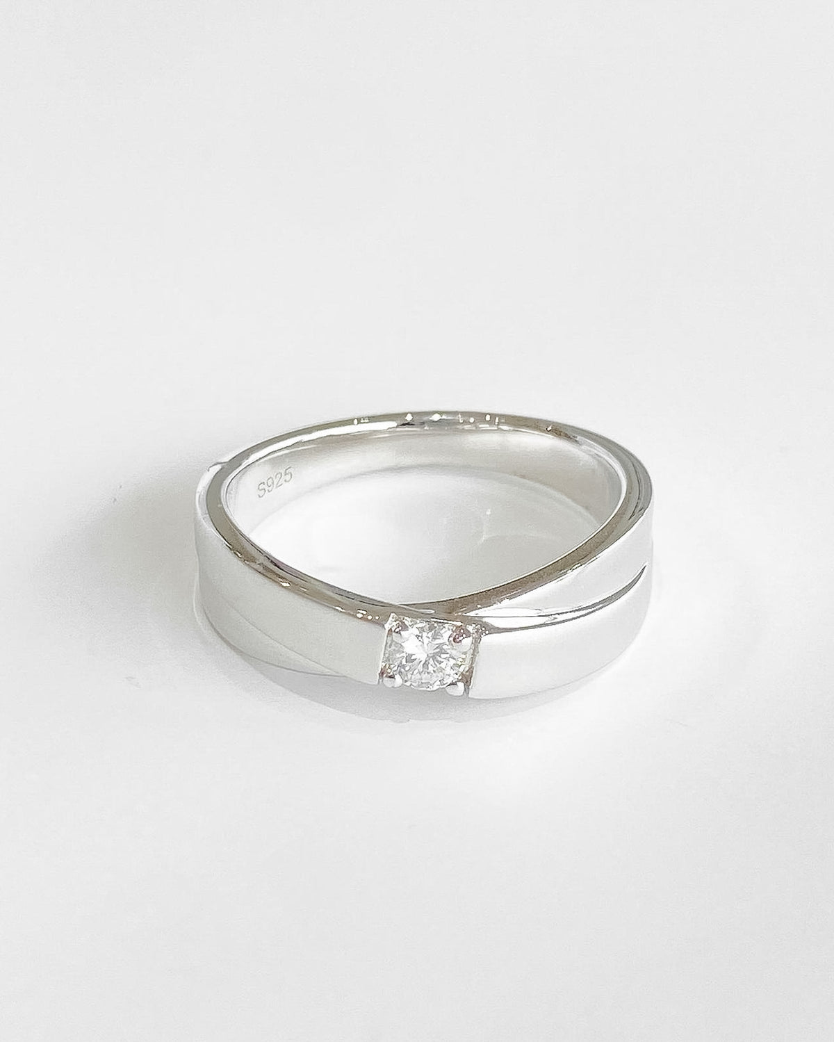 Atlas Men's Moissanite Ring