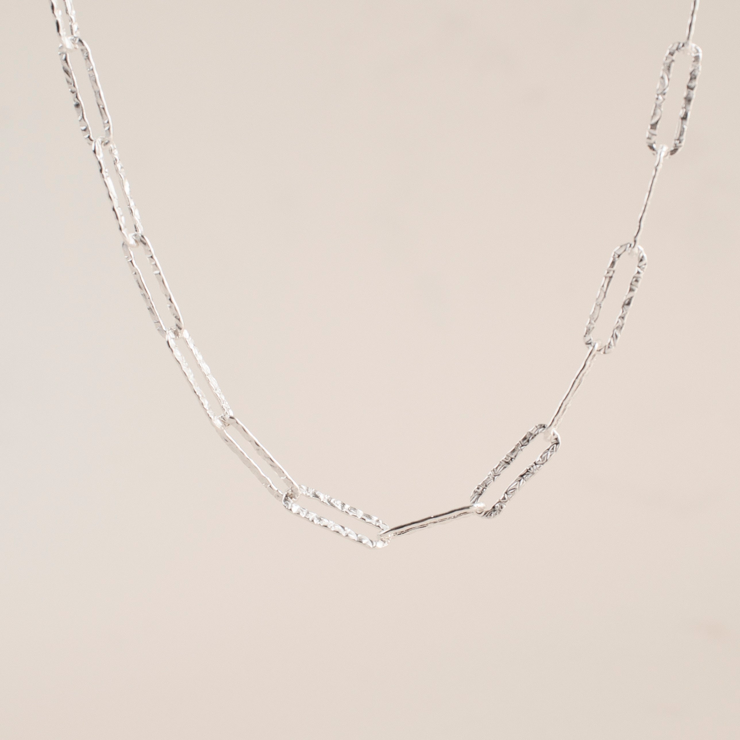 Solid-Link Necklace