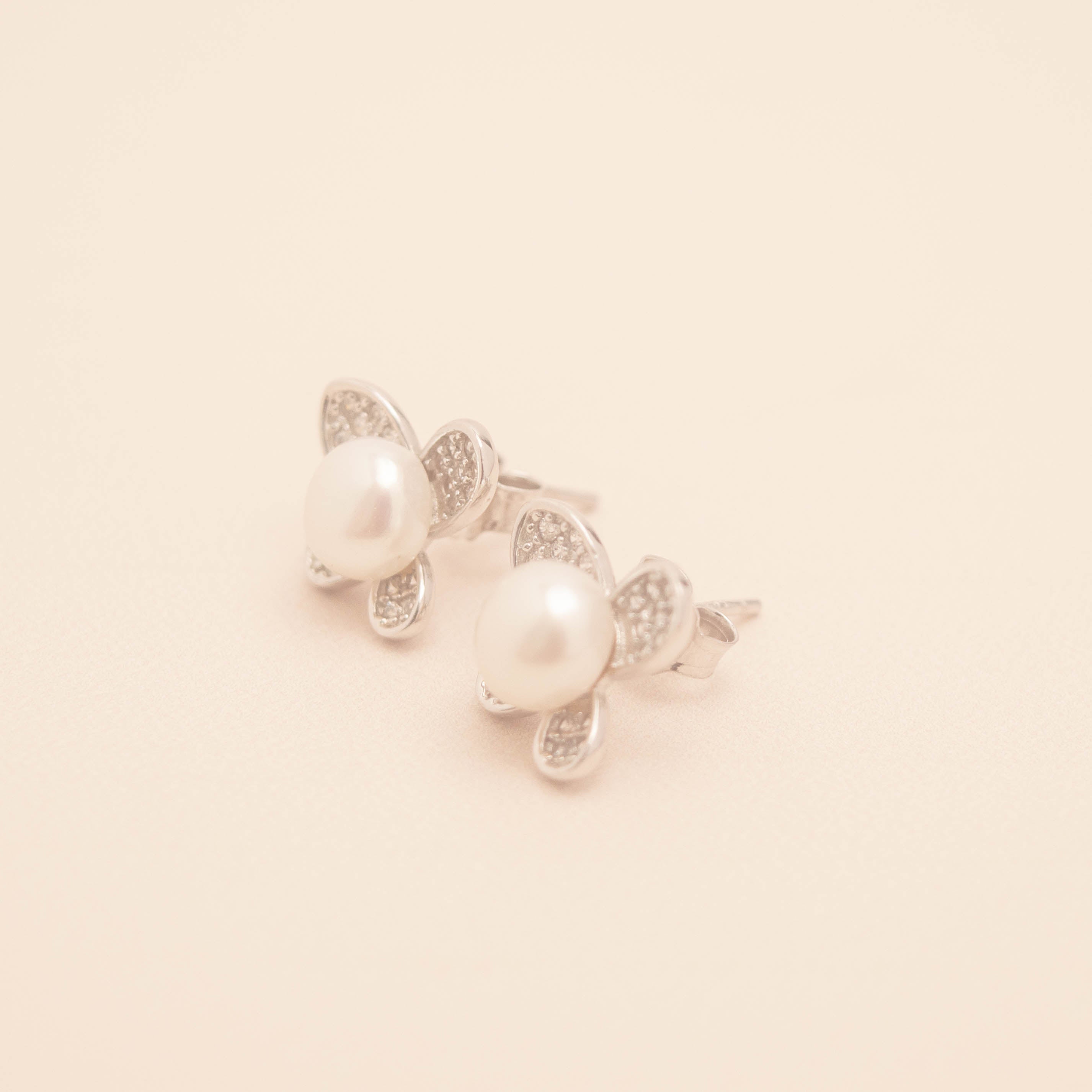 Athalia Pearl Stud Earrings