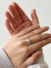 Aster Moissanite Ring