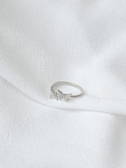 Mini Mariposa Adjustable Ring
