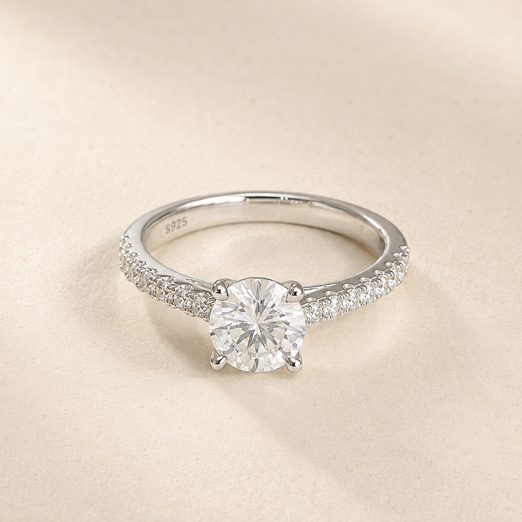 Lunara Moissanite Ring