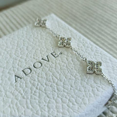 Four-Point Clover Bracelet