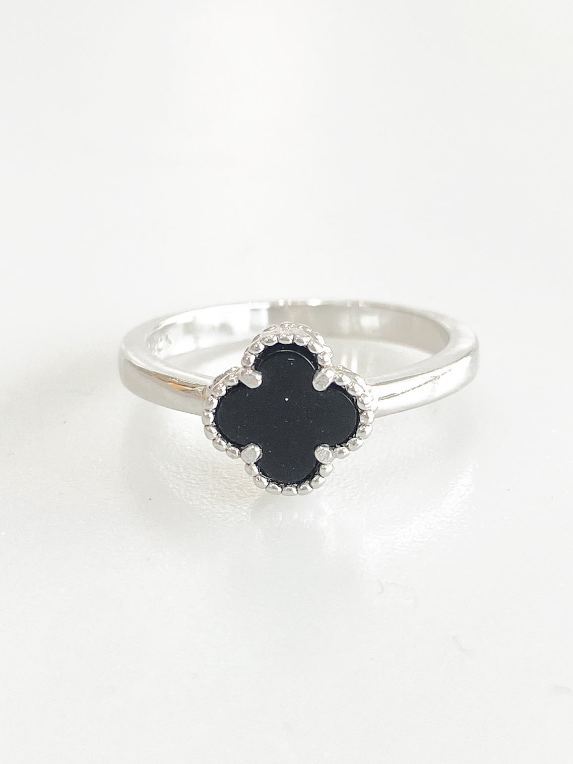 Lucienne Ring