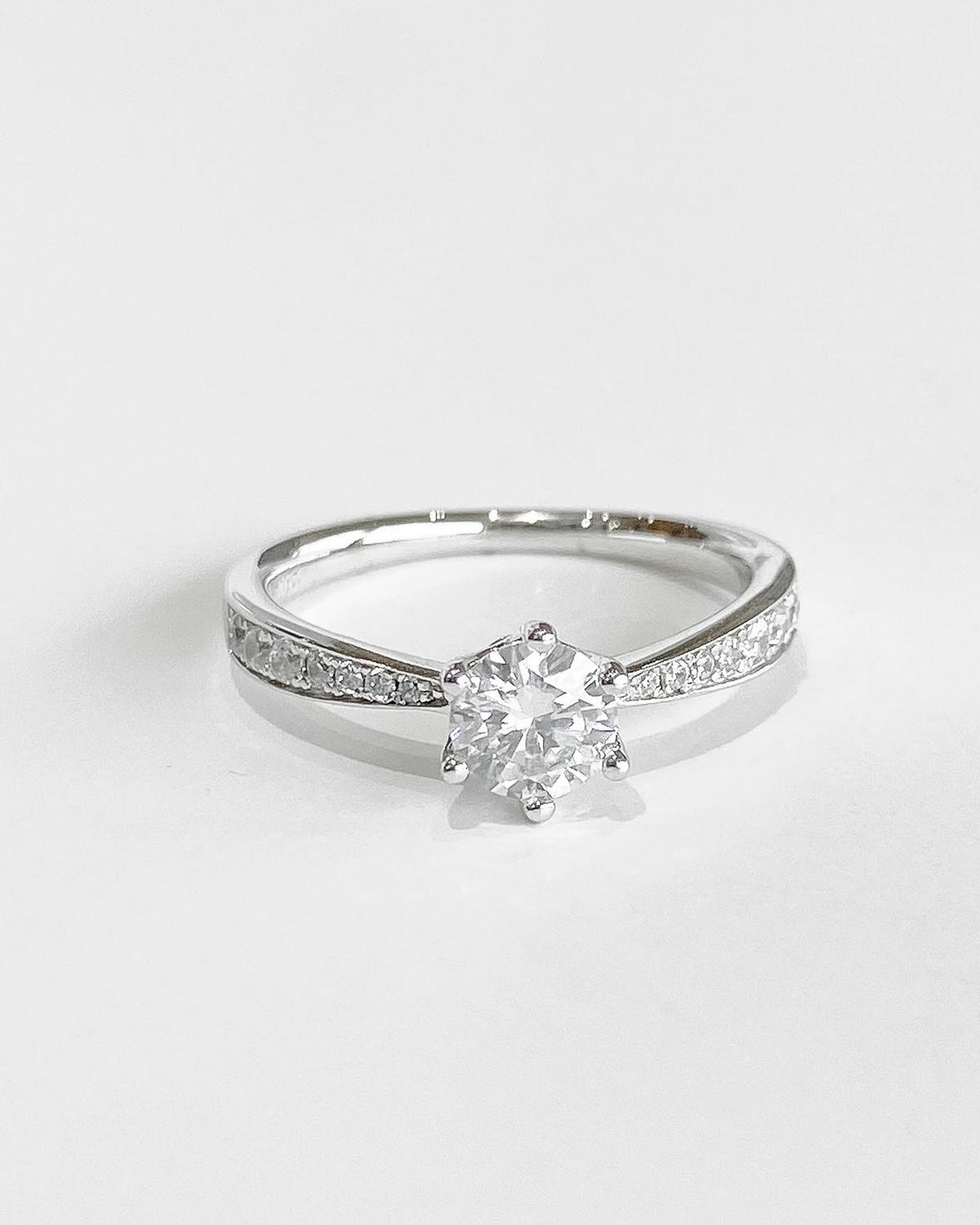 Lyra Moissanite Ring