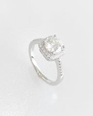 Lumina Moissanite Ring