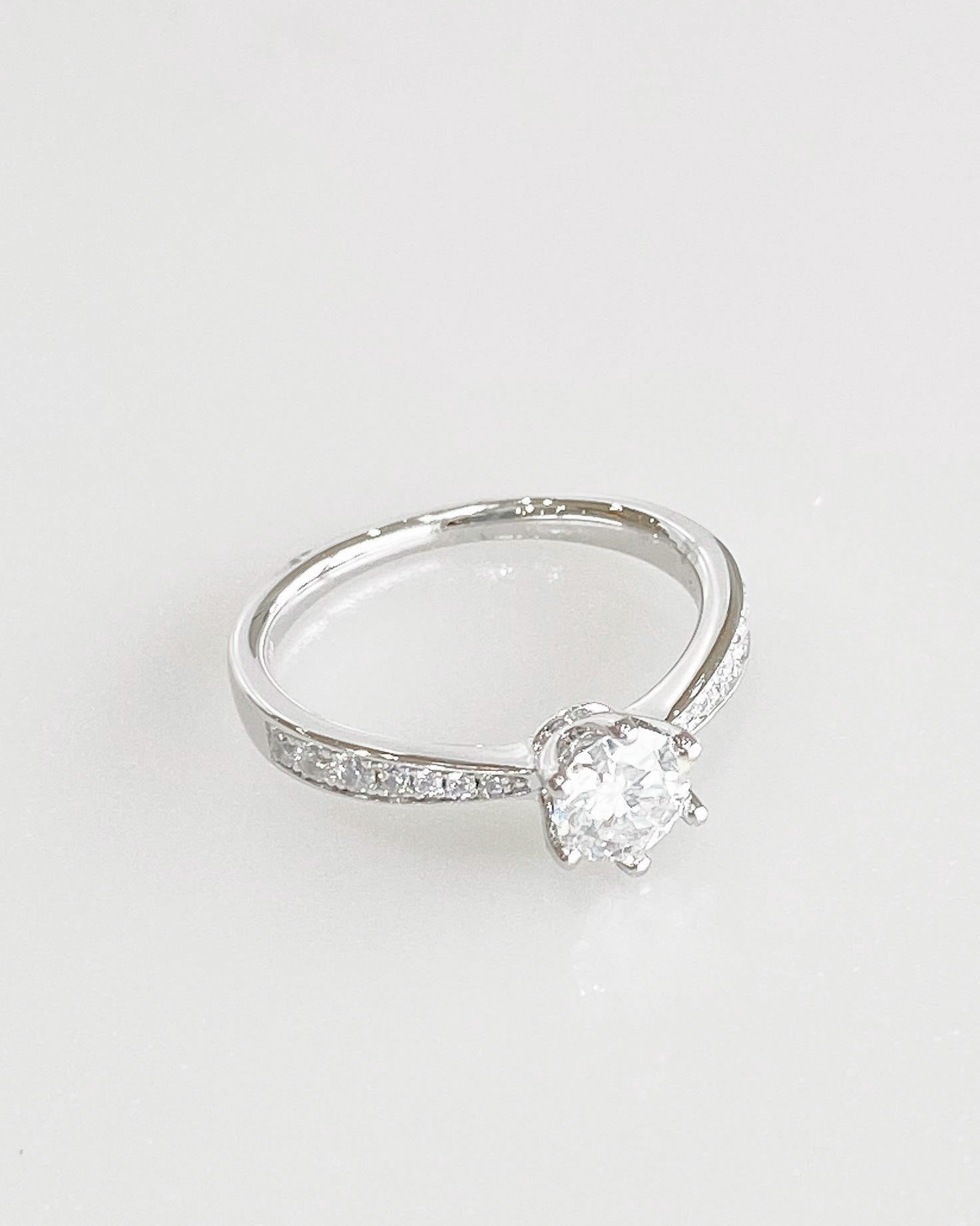 Lyra Moissanite Ring