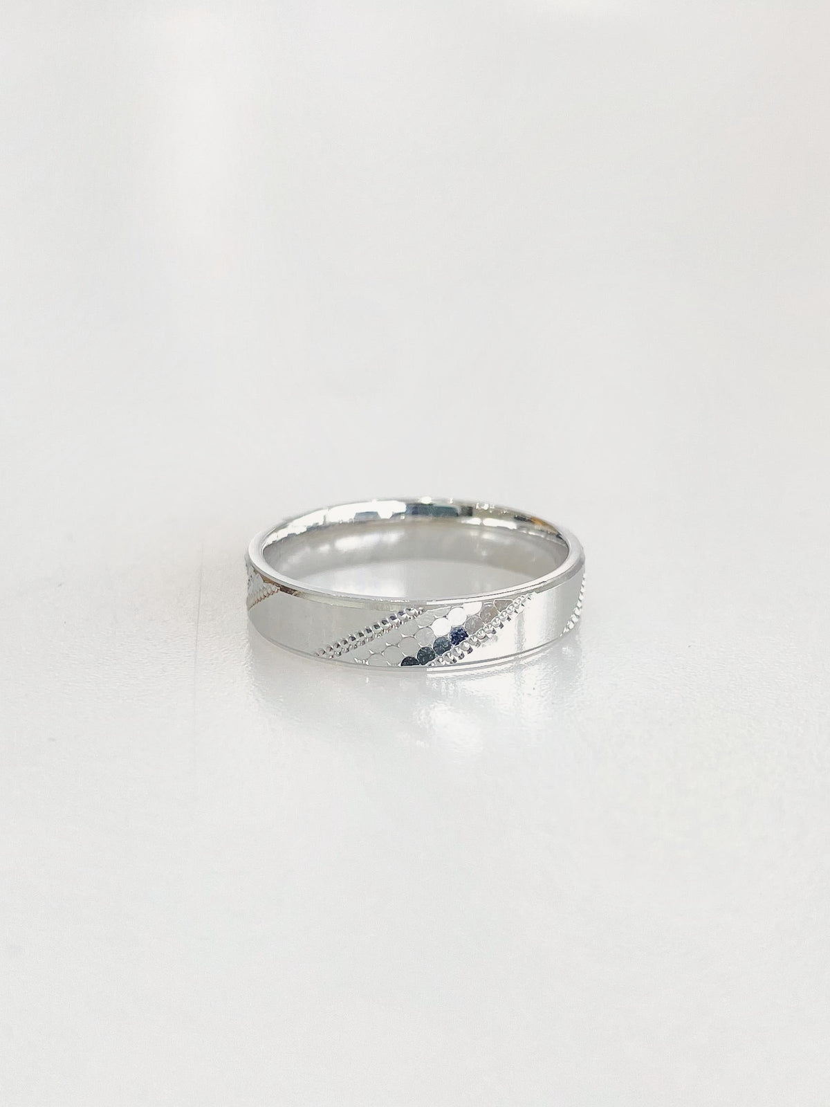 Marielle Grooved Band Ring - front view
