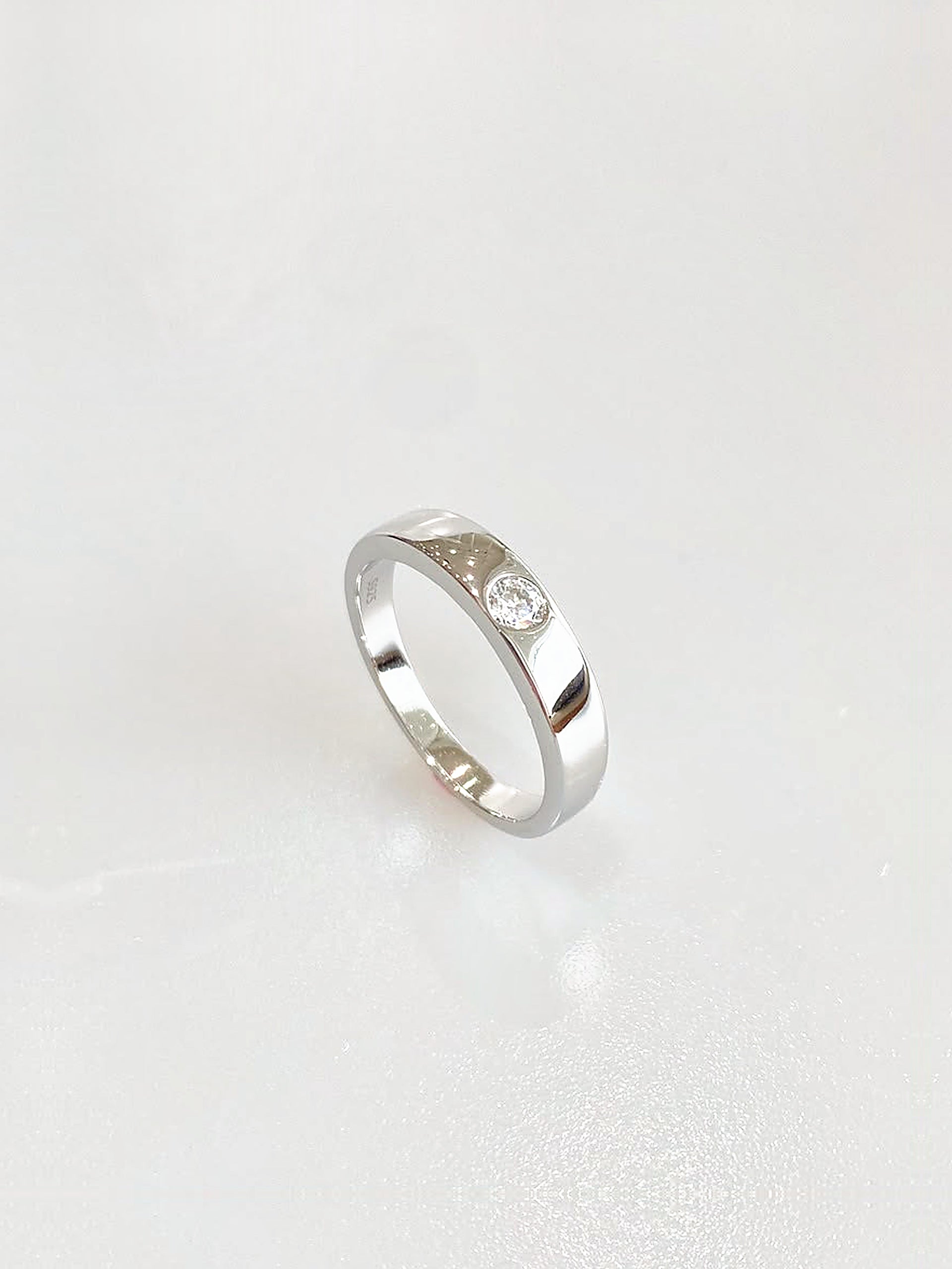 Solenne Moissanite Band Ring - side view